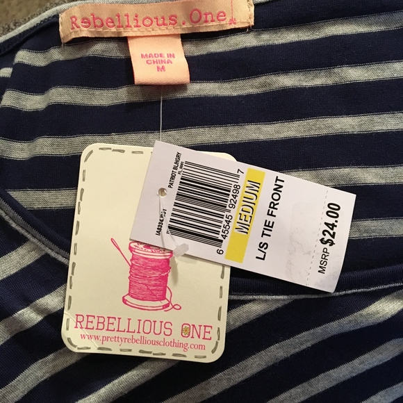 Long Sleeve Blue and Gray Striped Front Tie Shirt - Picture 5 of 7